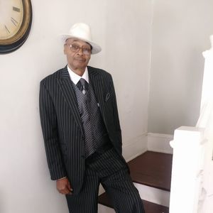 Meet your Posher, Sam